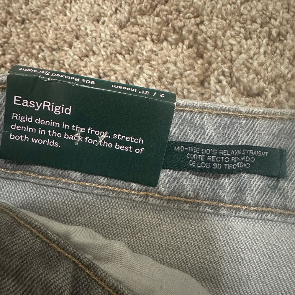 NWT Wild Fable Women's Mid Rise 90's Relaxed Straight Jeans Gray/Light-Blue - Picture 5 of 8